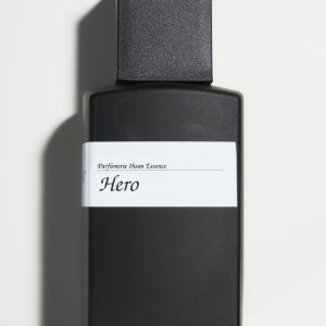 IE_Schwarz_Hero_Main_1009