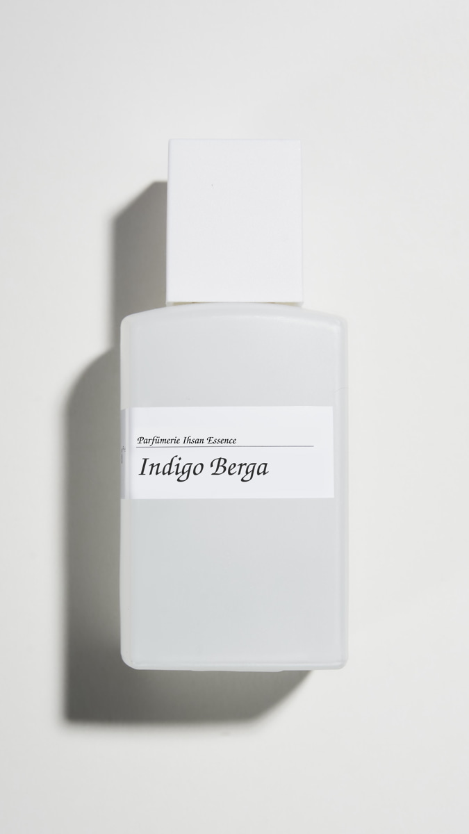 IE_Weiß_Indigo_Berga_Main_69